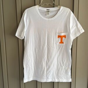 PINK Victoria’s Secret Tennessee Vols Short Sleeve Shirt size XS